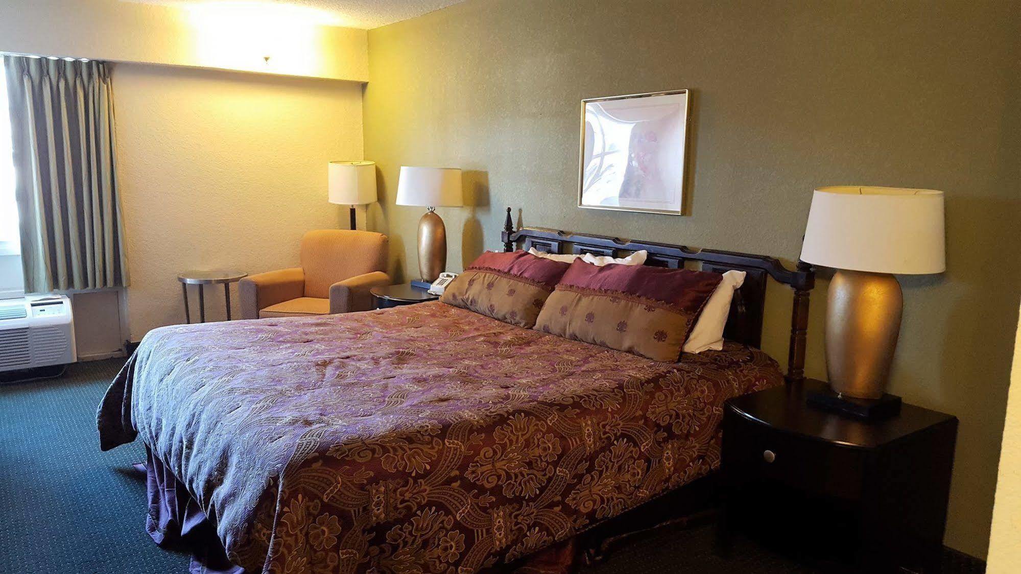 River Valley Inn And Suites By Belvilla Fort Smith Esterno foto